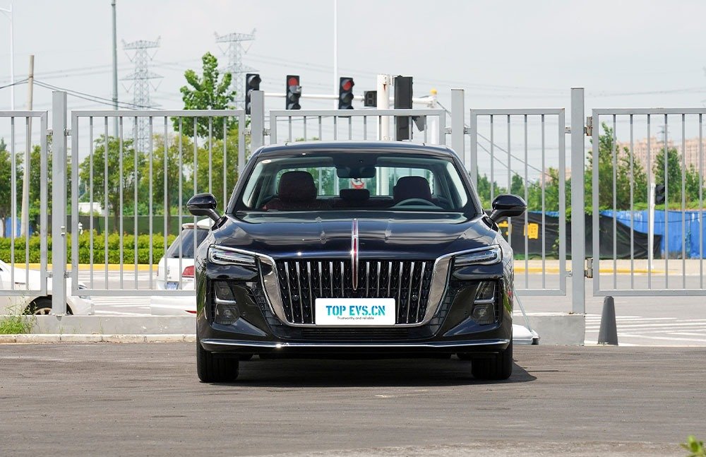 imgi_3_1_3(50) Hongqi H5 2026– China Export Vehicle | New Chinese Car for Sale Canada - Image 1
